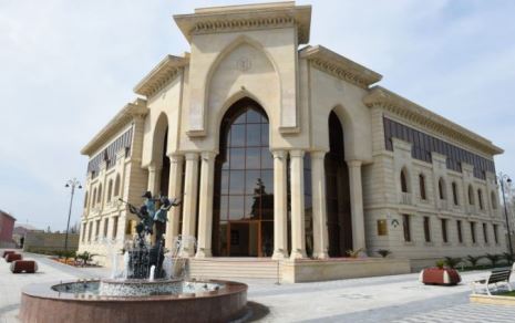 Ильхам Алиев посетил Детскую школу искусств в Барде - ФОТО